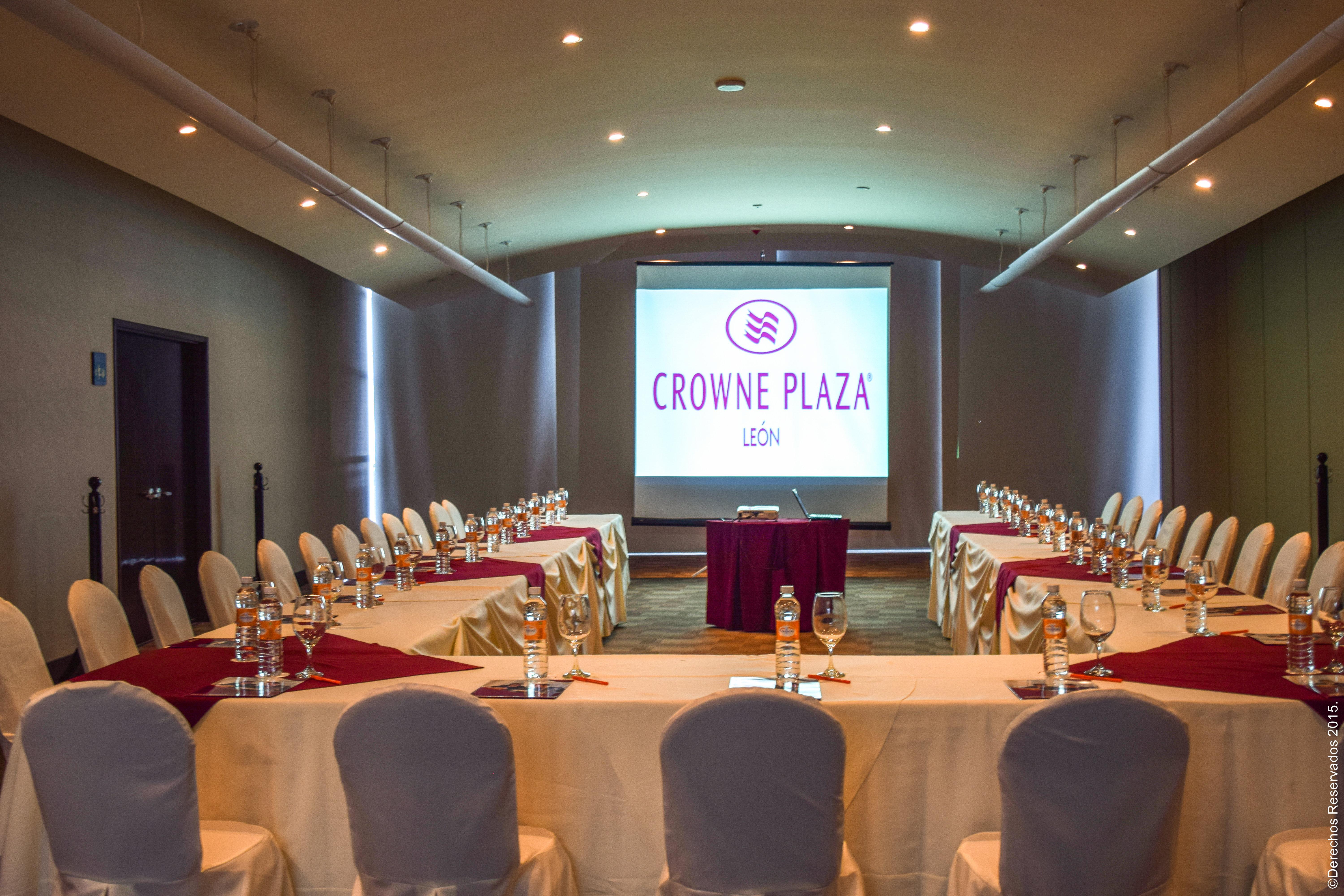 Crowne Plaza Leon By Ihg Hotel Kültér fotó